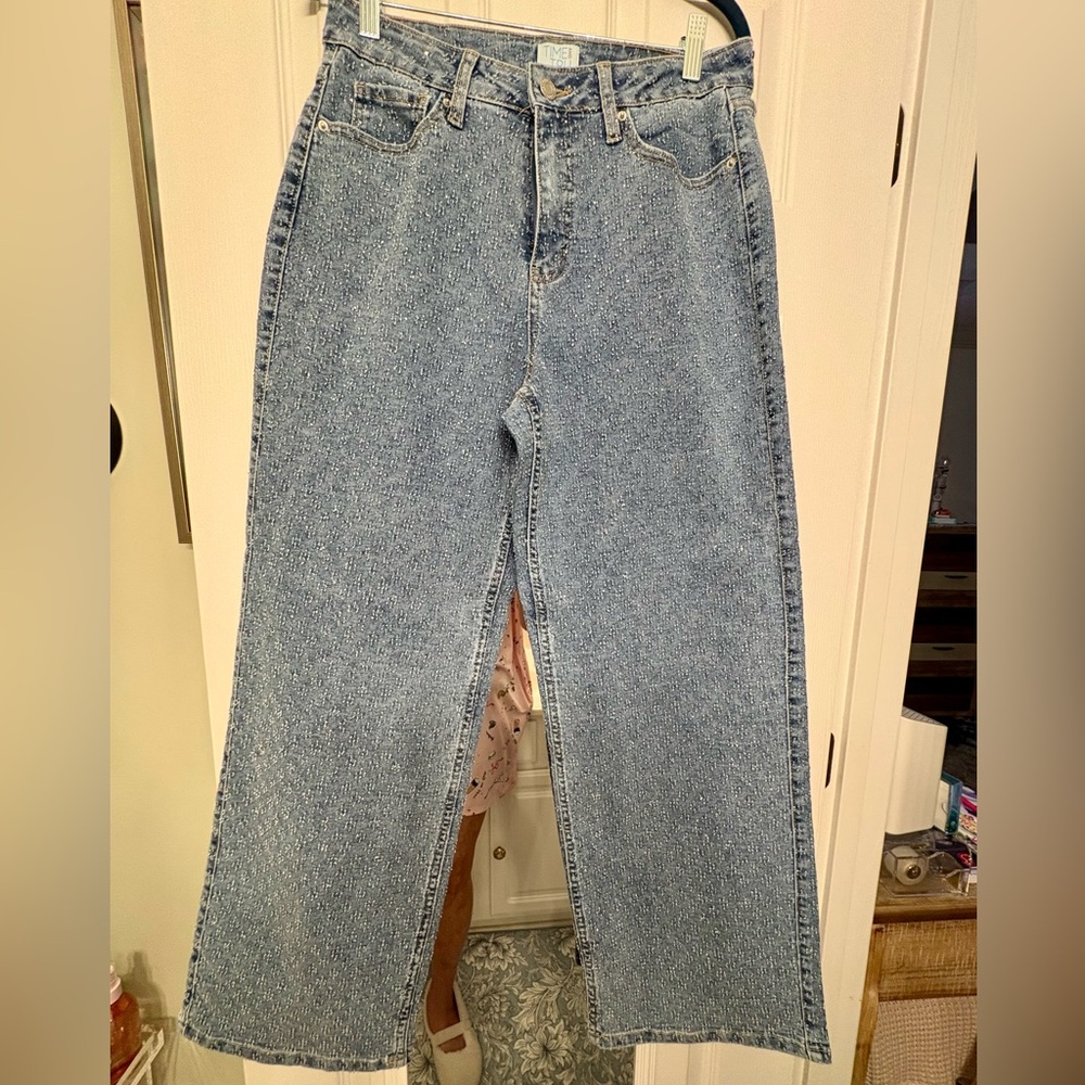 Time and Tru Light Blue with sparkles Straight Leg Jeans